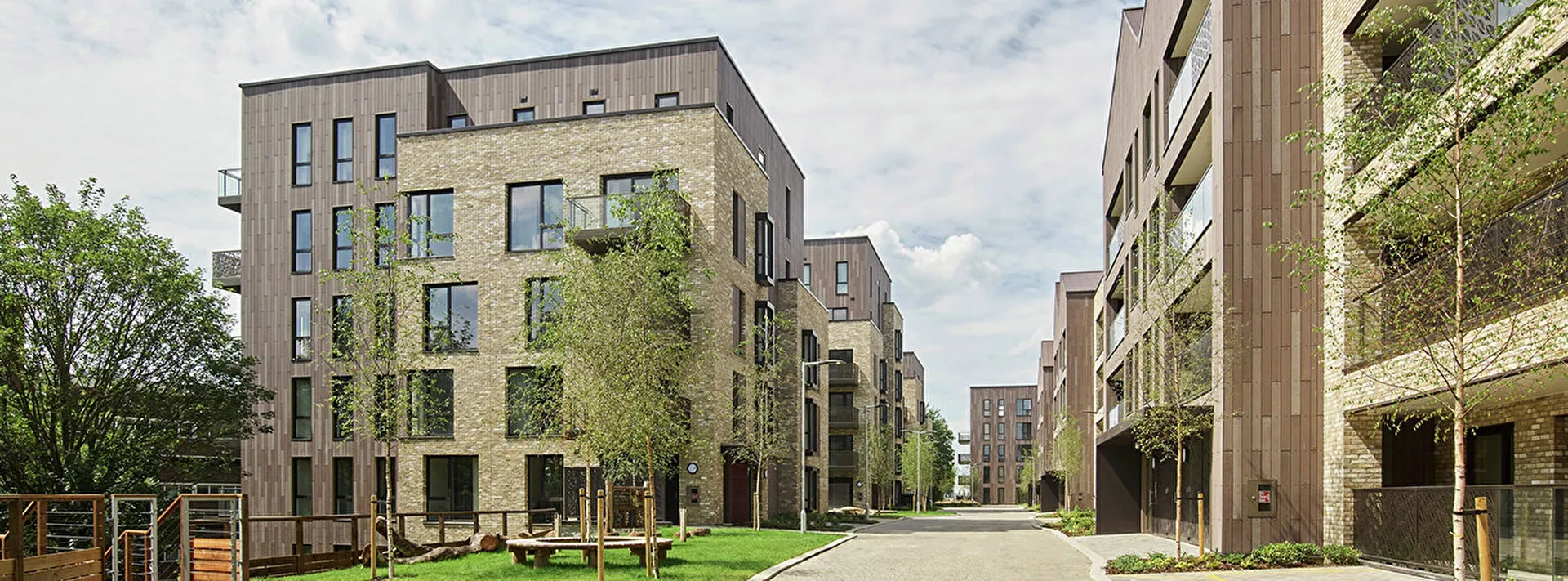1350x500px-New-Garden-Quarter-and-Bow-Garden-Square-D (1).jpg